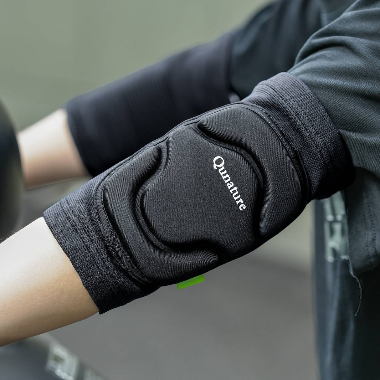 Qunature Verstellbare Weiche Ellenbogenschoner/Knieschoner mit SBR Polster