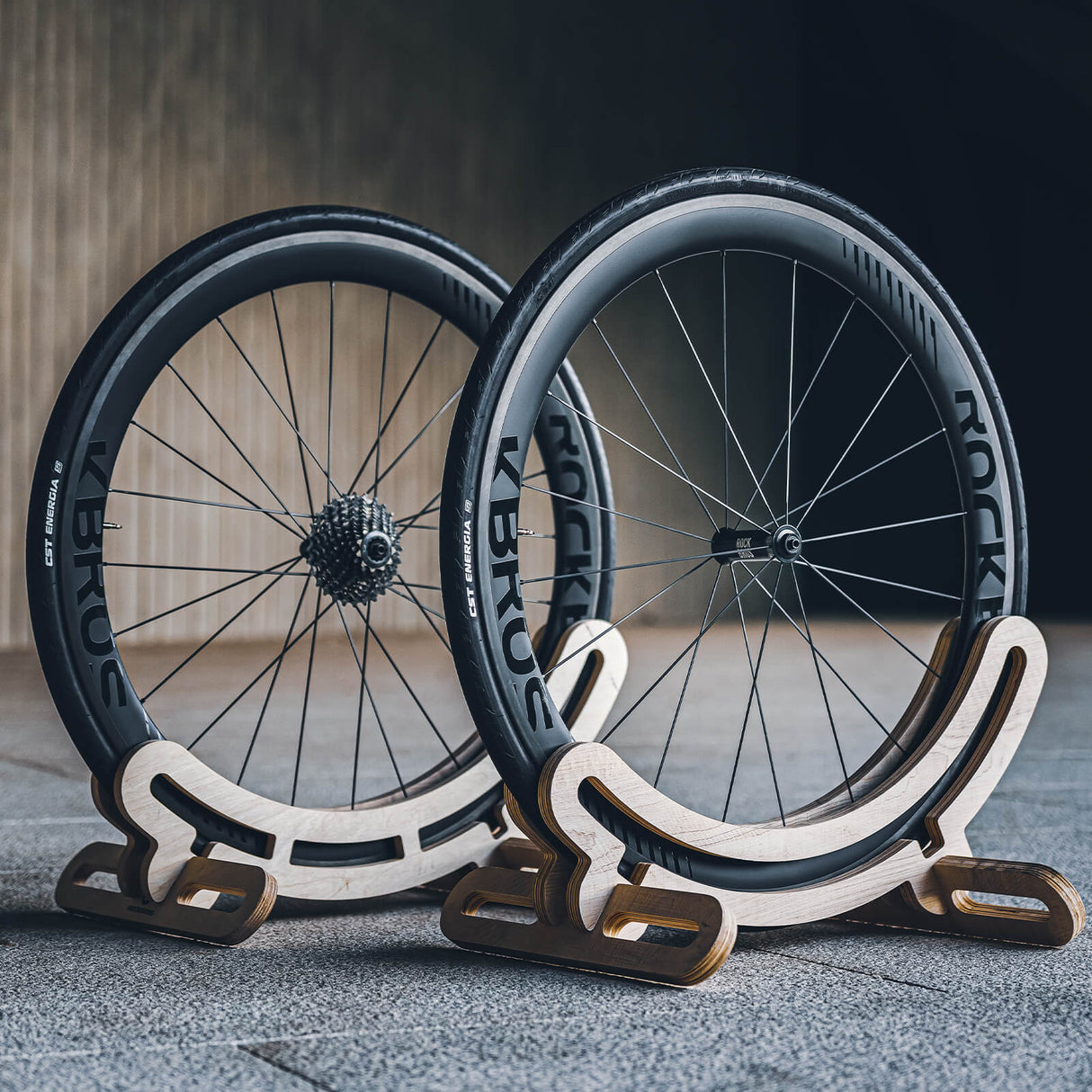 ROCKBROS 700C Carbon Laufradsatz 38mm Felgenbremse Steckachse Laufrad Set für Rennrad