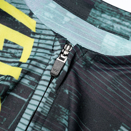 VELONUTS Damen Radtrikot: Wo High-Tech auf urbanen Style trifft