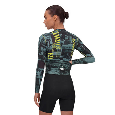 VELONUTS Damen Radtrikot: Wo High-Tech auf urbanen Style trifft