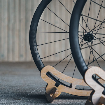 laufräder scheibenbremse rennrad ROCKBROS 700C Carbon Laufradsatz 38mm Scheibenbremse Steckachse Laufra – ROCKBROS-DE